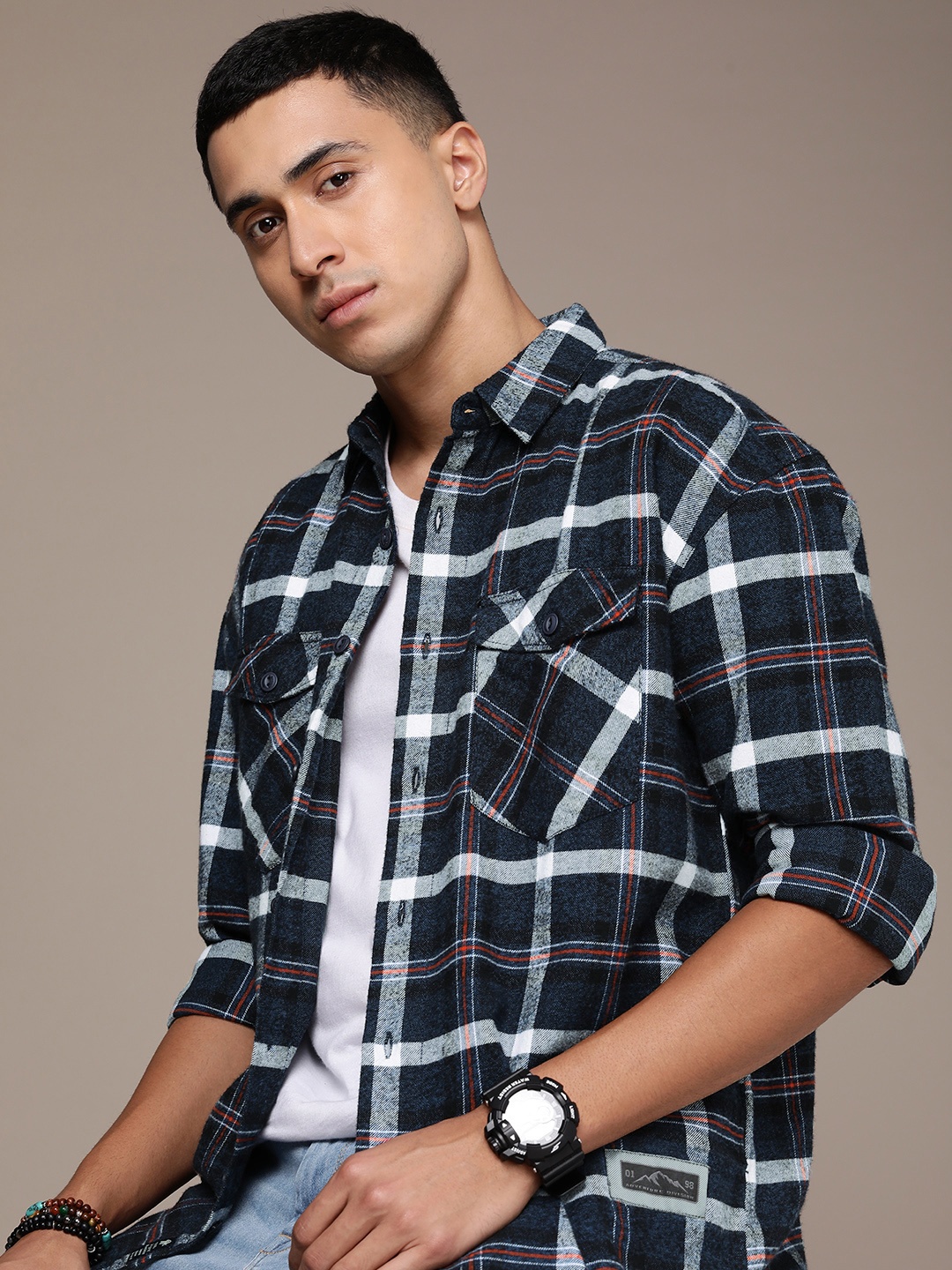 

Roadster Men Relaxed Opaque Checked Casual Shirt, Navy blue