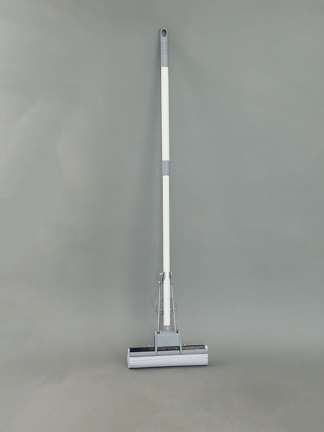 

Home Centre Grey Indus Brooks Mop