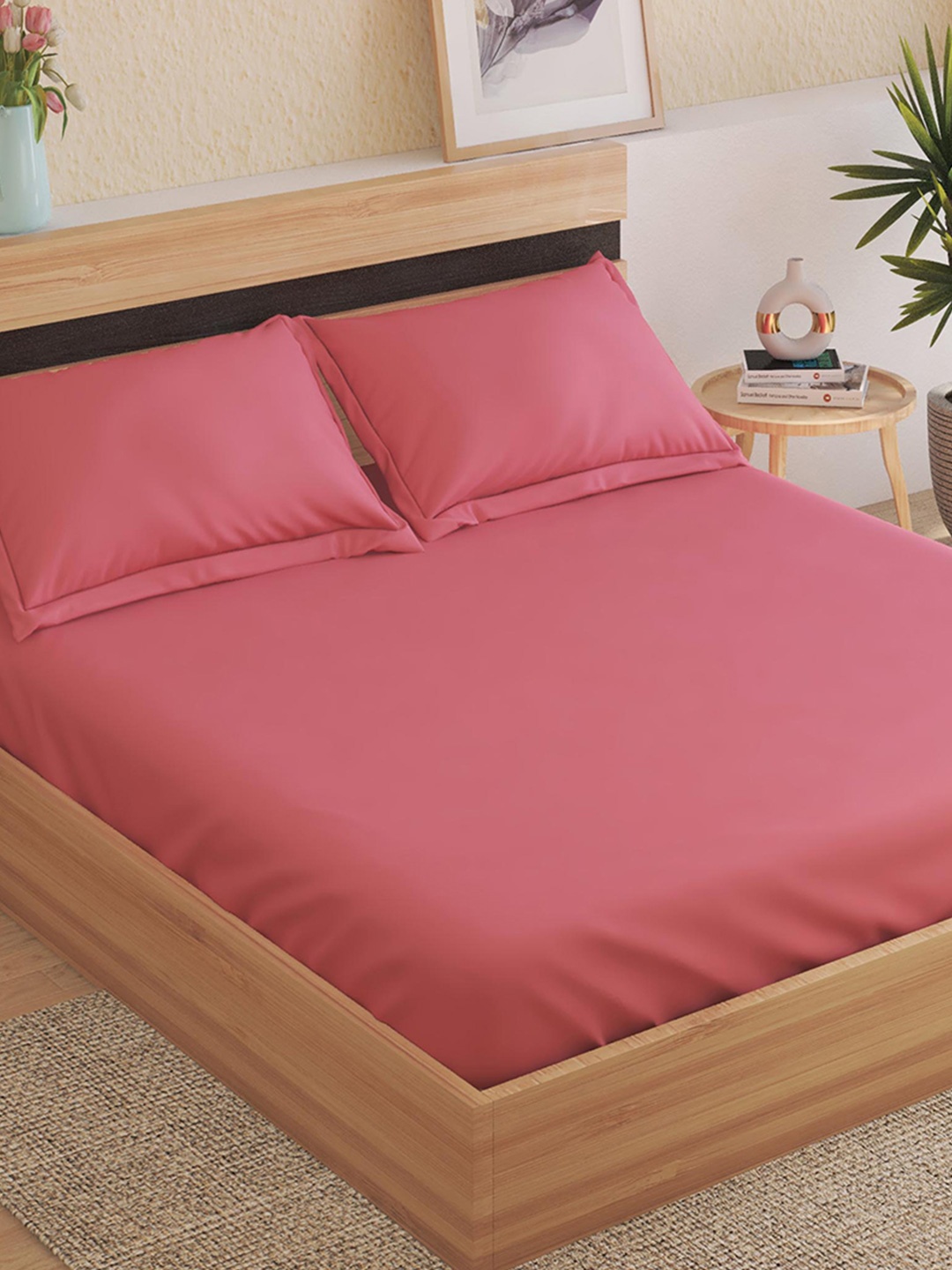 

Home Centre Feslix Oxalis Pink Cotton 150 TC King Bedsheet With 2 Pillow Covers