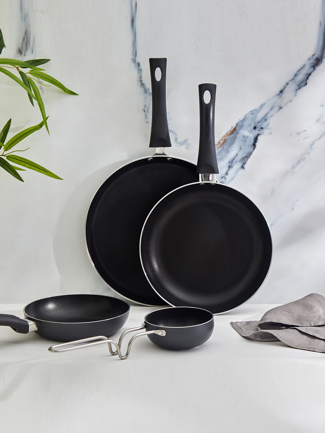 

Home Centre Fiona Sebron Black Aluminium Tadka Pan
