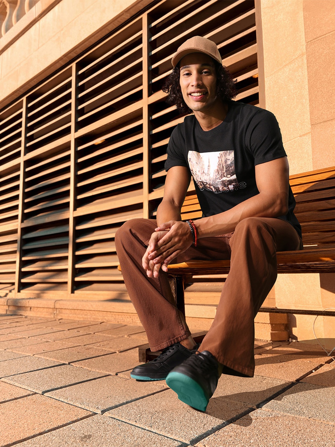 

HERE&NOW Graphic Printed T-shirt, Black