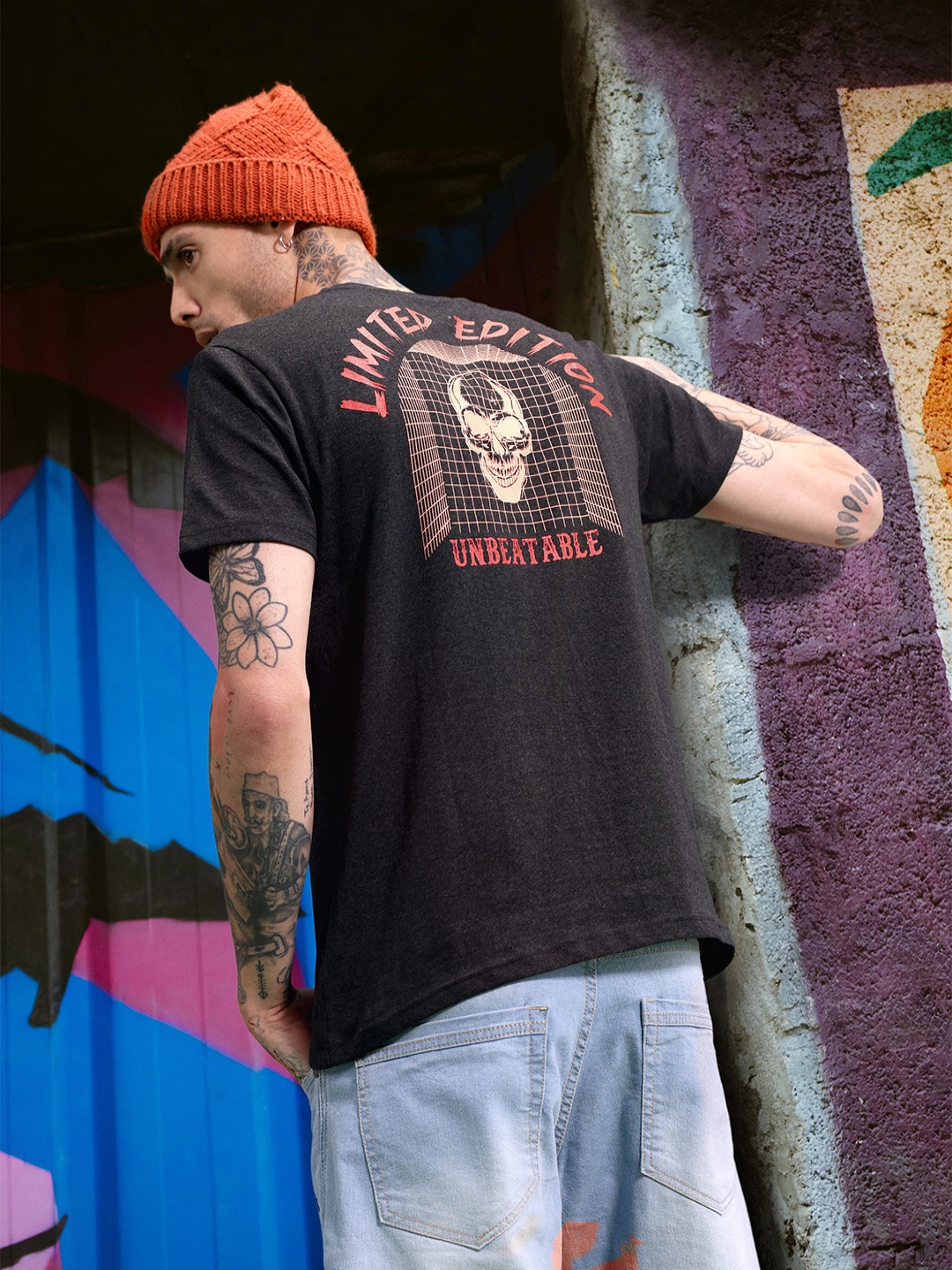 

HERE&NOW Graphic Printed T-shirt, Black