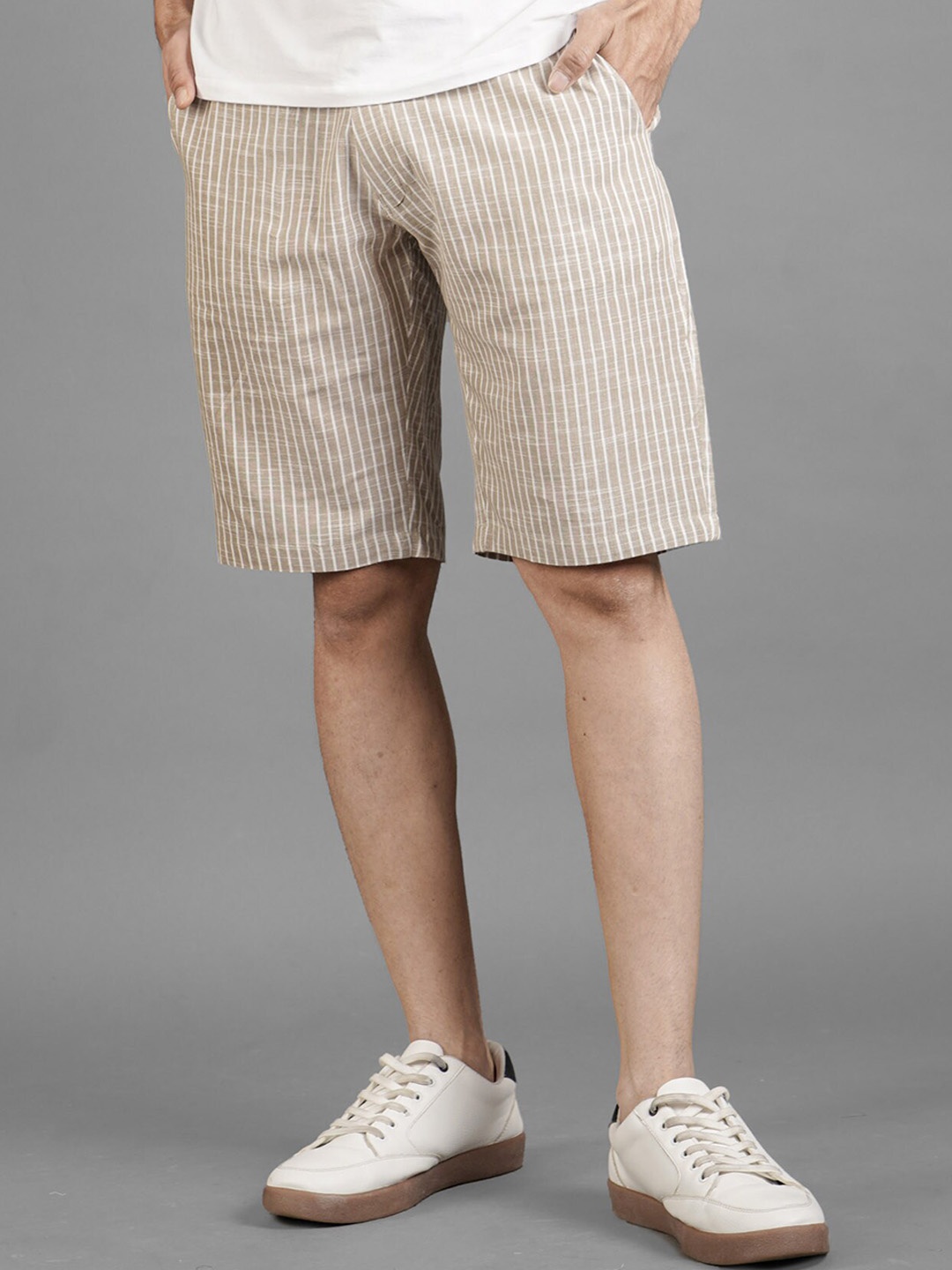 

BOMBAY TROOPER Men Striped Regular Fit Mid Rise Cotton Regular Shorts, Cream