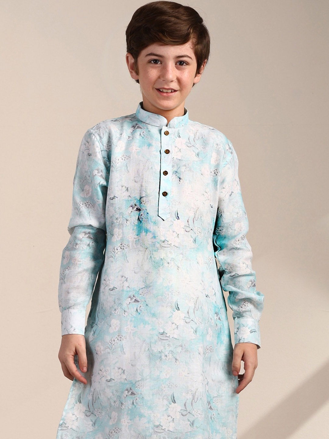 

Manyavar Boys Floral Printed Straight Kurta with Pyjamas, White