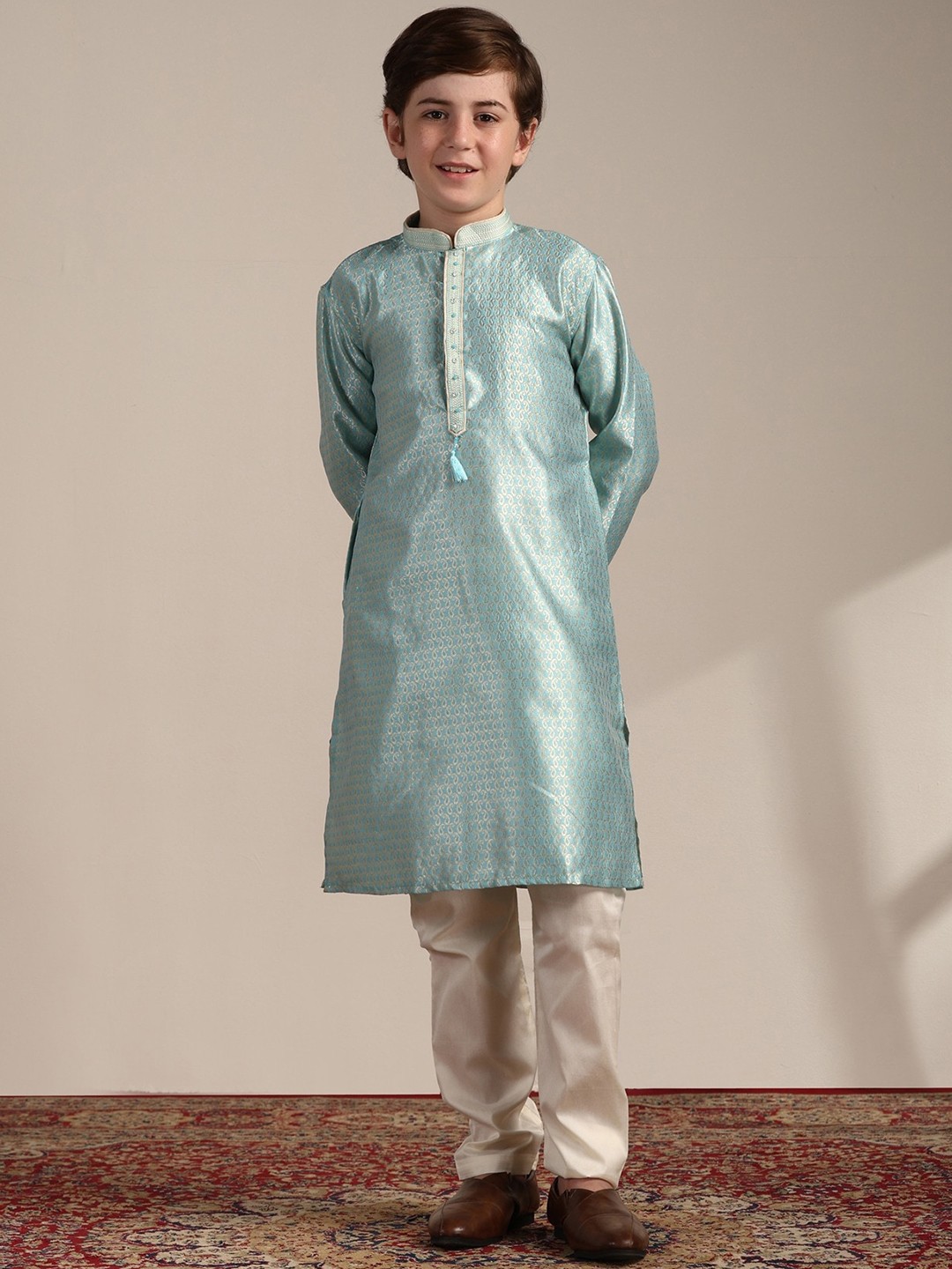

Manyavar Boys Woven Design Mandarin Collar Kurta with Pyjamas, Green