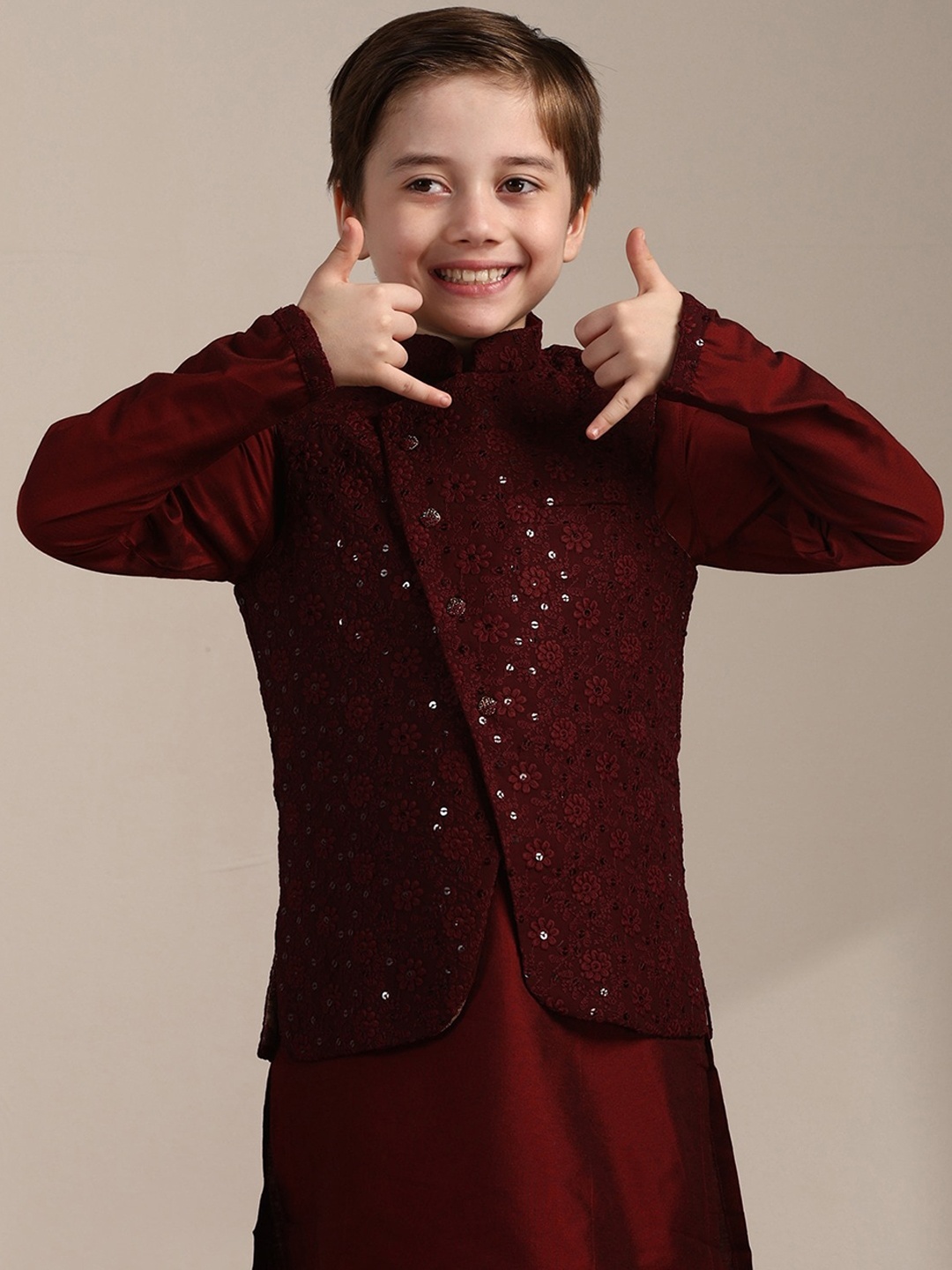 

Manyavar Boys Maroon Regular Georgette Kurta with Pyjama With Embroidered Nehru jacket