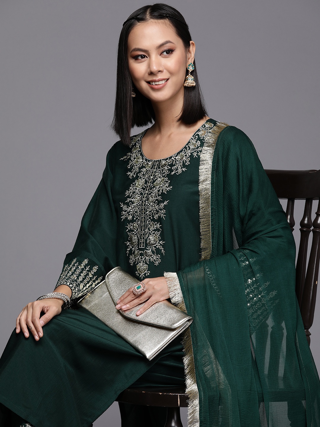 

Varanga Women Floral Yoke Design Regular Kurta with Trousers & Dupatta, Green