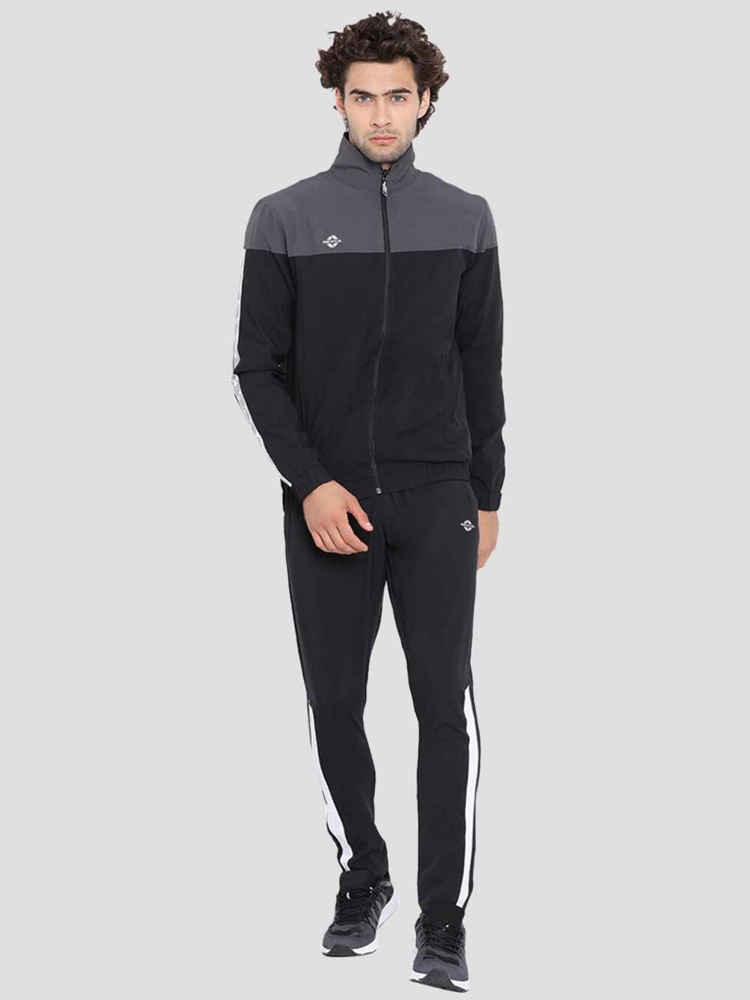 

NIVIA Colourblocked Tracksuit, Black