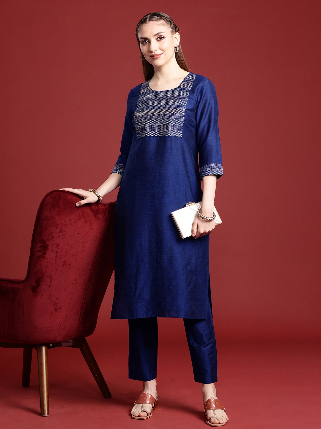 

Anouk Ethnic Motifs Embroidered Kurta with Trousers & Dupatta, Navy blue