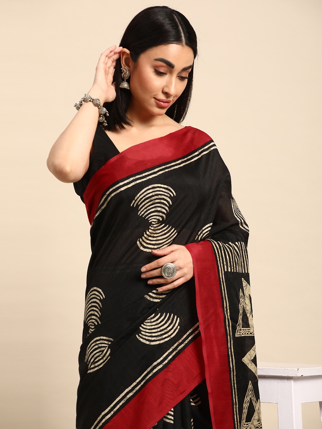 

Kalyan Silks Ethnic Motifs Printed Pure Silk Tussar Saree, Black