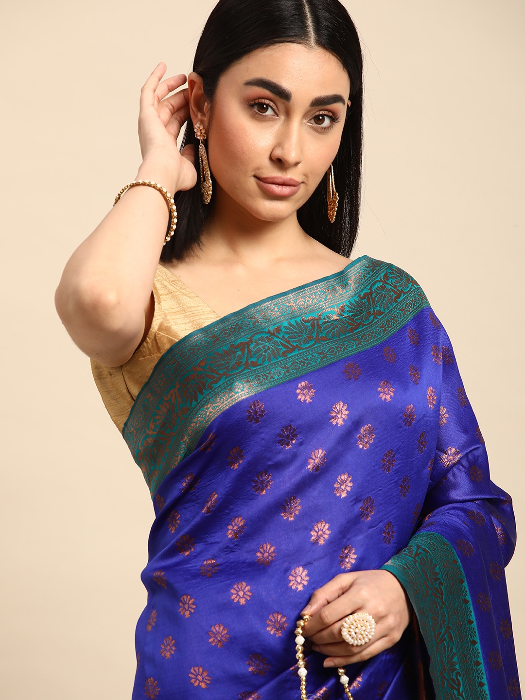 

Kalyan Silks Floral Woven Design Kasavu Saree, Blue