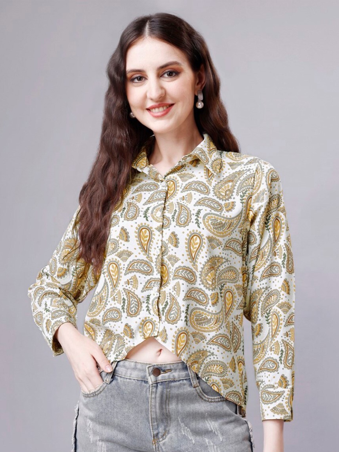 

HOUSE OF MIRA Standard Tailored Fit Ethnic Motifs Printed Casual Shirt, White