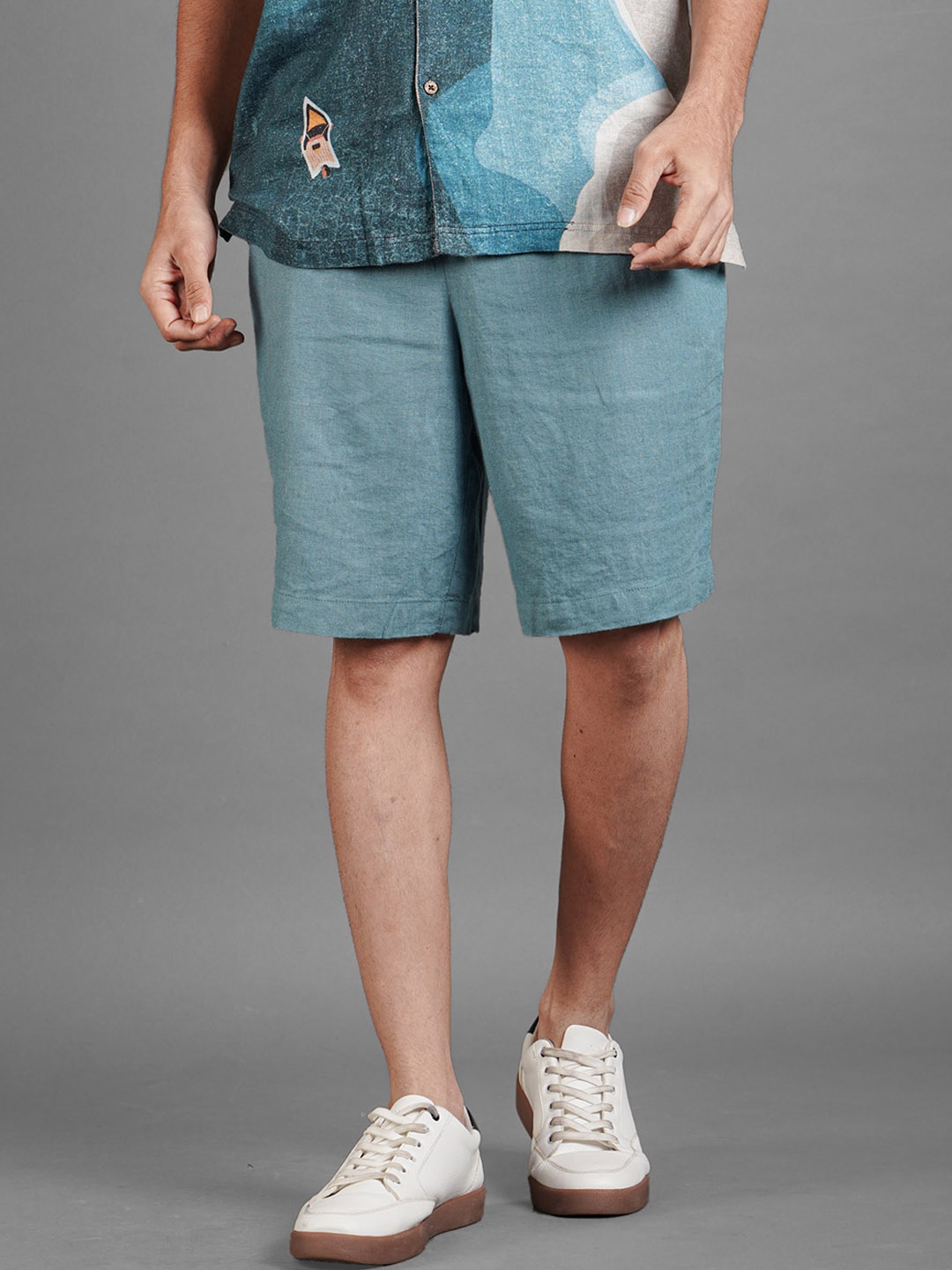 

BOMBAY TROOPER Men Regular Fit Mid Rise Linen Regular Shorts, Blue
