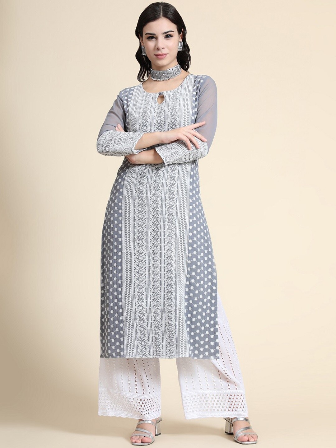 

BLACK SCISSOR Ethnic Motifs Embroidered Keyhole Neck Straight Kurta, Grey