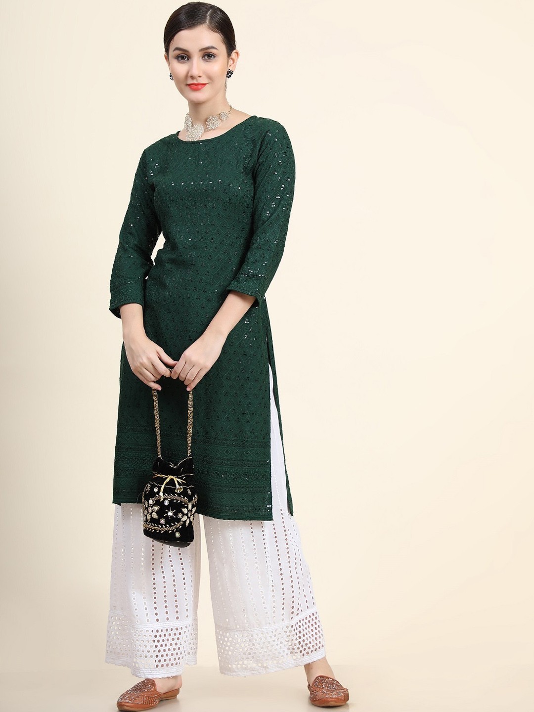 

BLACK SCISSOR Ethnic Motifs Embroidered Sequinned & Chikankari Straight Georgette Kurta, Green