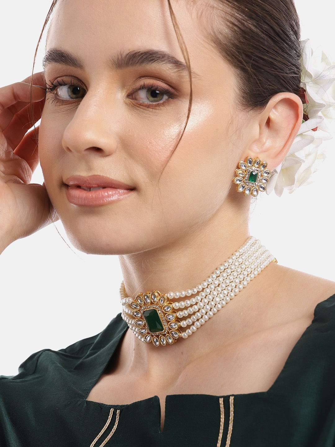 

Anouk Women Gold-Plated Kundan & AD Studded Choker Necklace with Earrings, Green