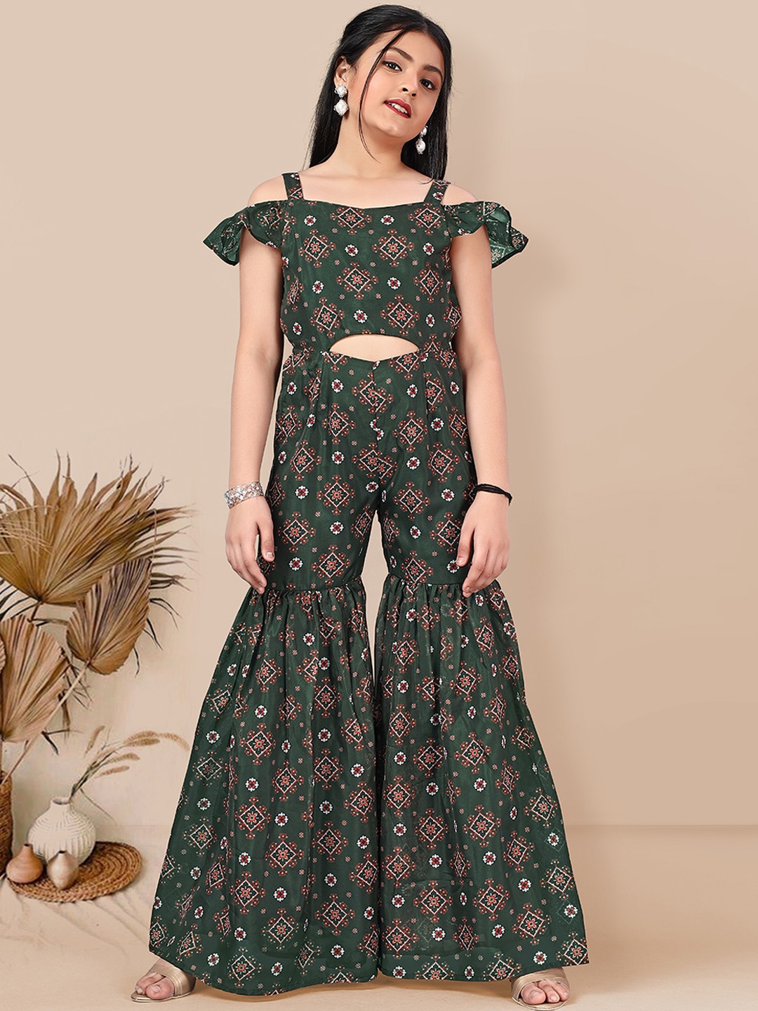 

FASHION DREAM Girls Printed Off-Shoulder Basic Jumpsuit, Green