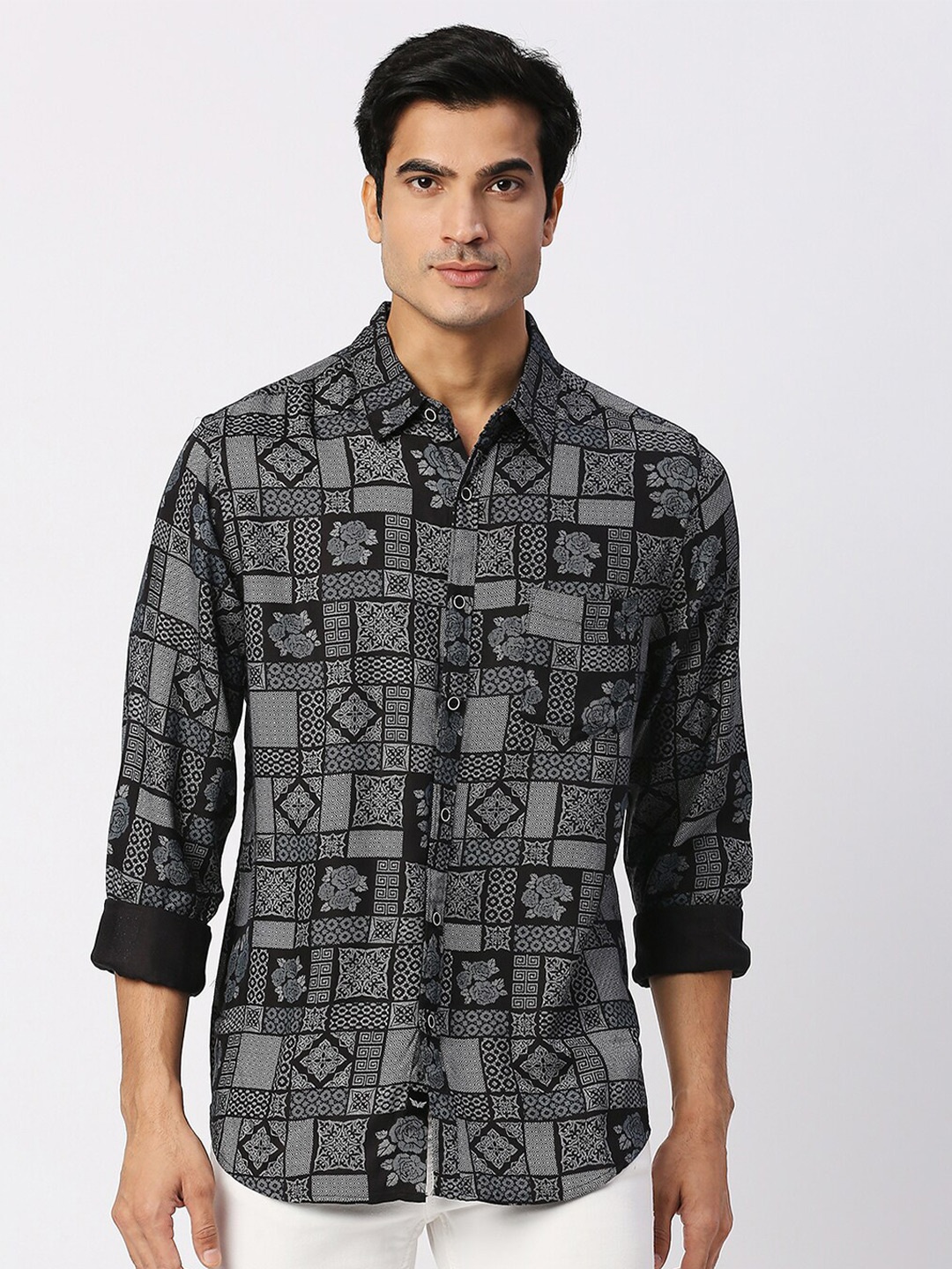 

VALEN CLUB Ethnic Motifs Printed Slim Fit Cotton Casual Shirt, Black