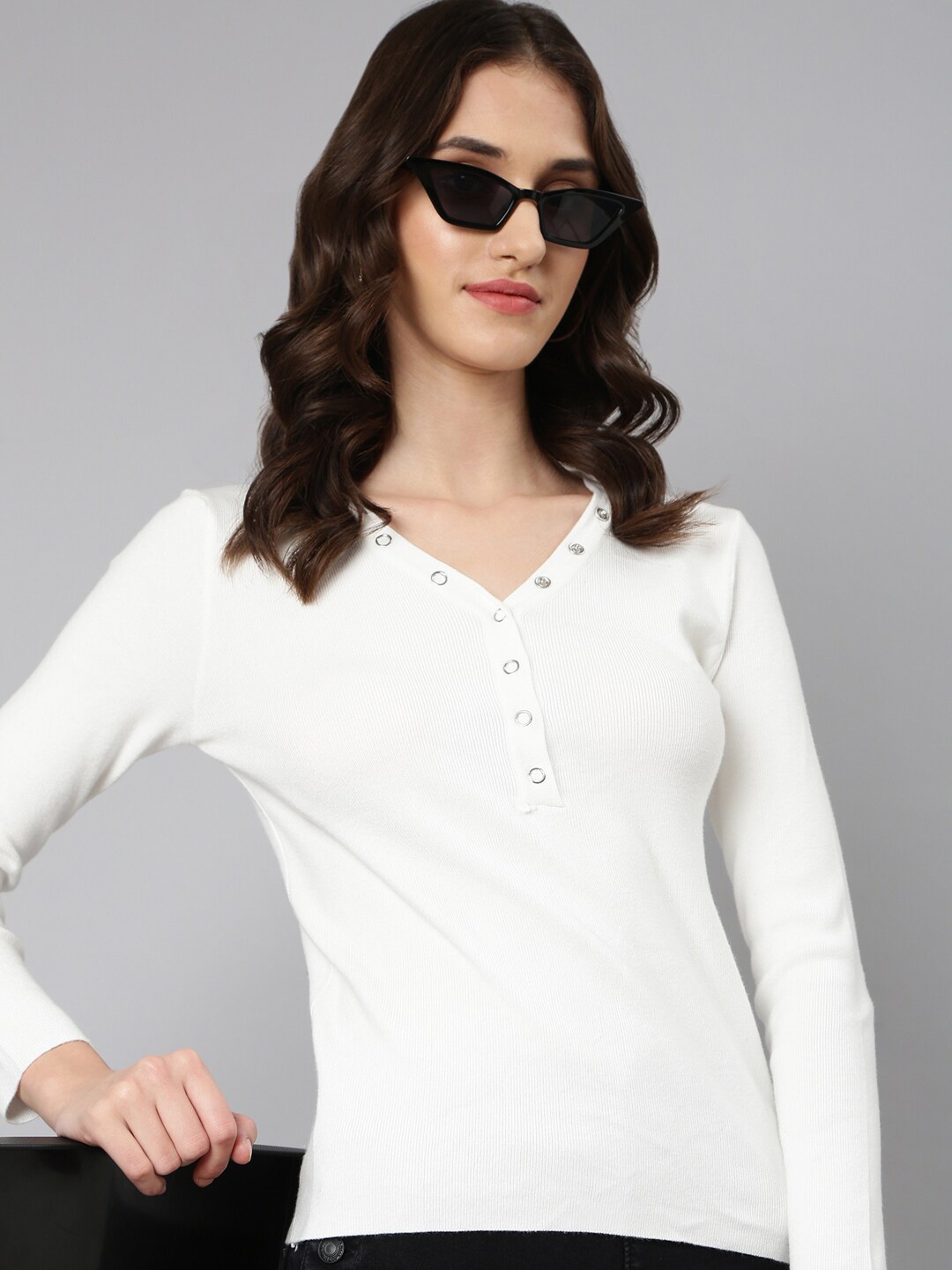 

SHOWOFF V-Neck Long Sleeves Acrylic Top, White