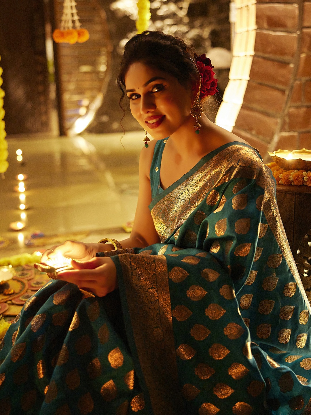 

KALINI Floral Printed Saree, Brown