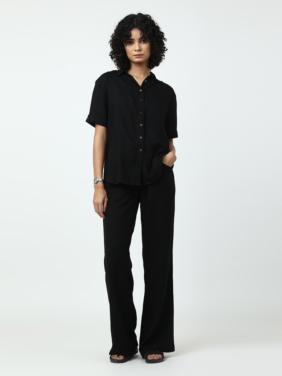 

Saltpetre Classic Opaque Casual Shirt, Black
