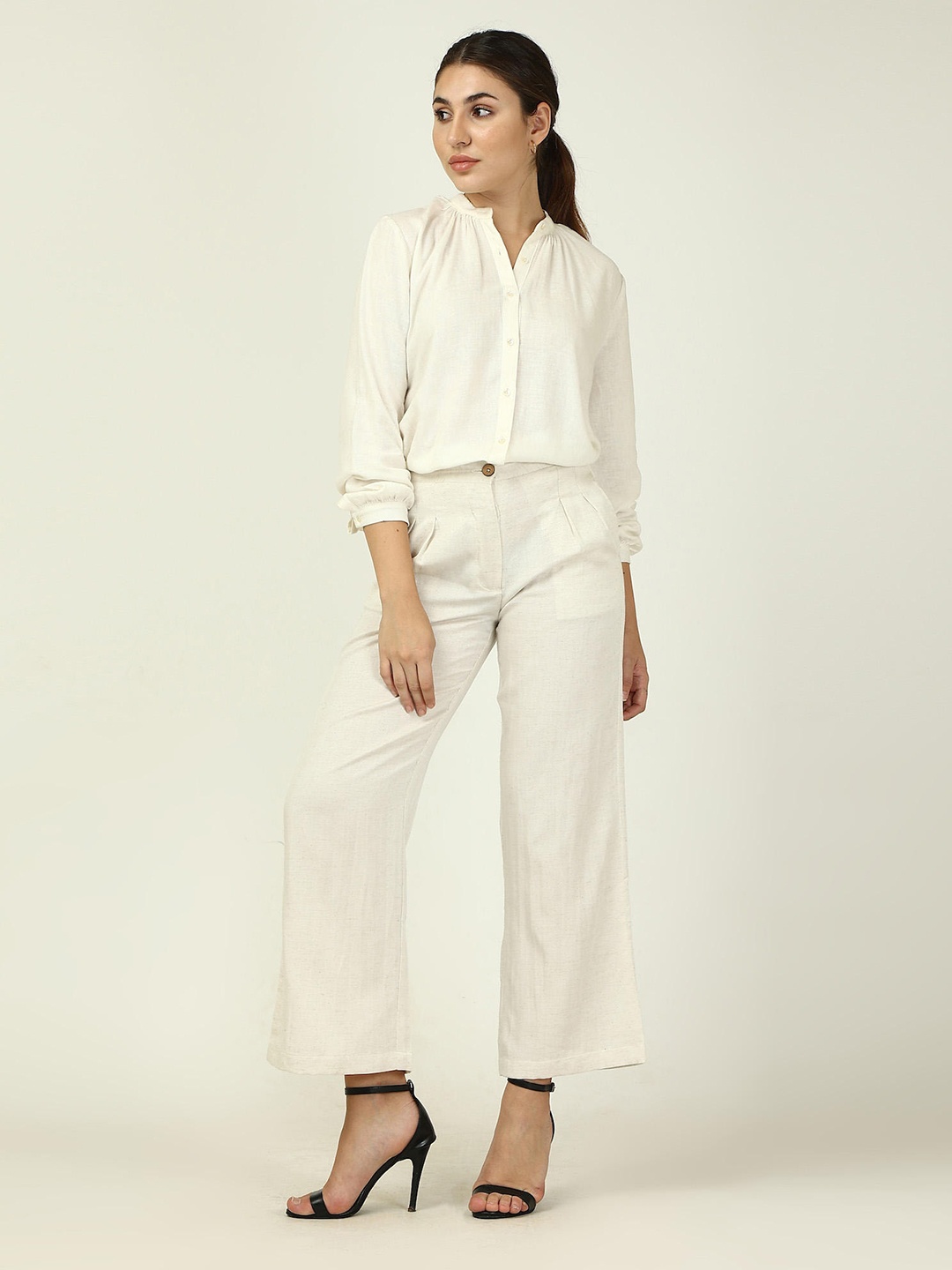 

Saltpetre Band Collar Classic Casual Shirt, Off white
