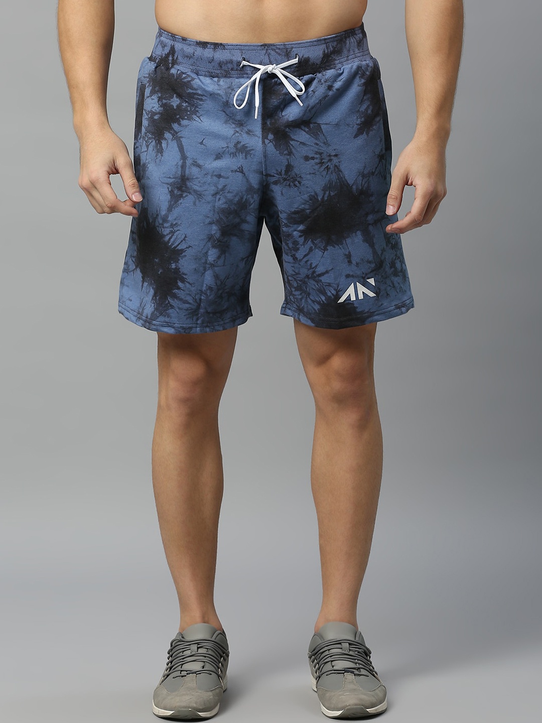 

AESTHETIC NATION Men Abstract Printed Mid-Rise Regular Fit Cotton Sports Shorts, Navy blue
