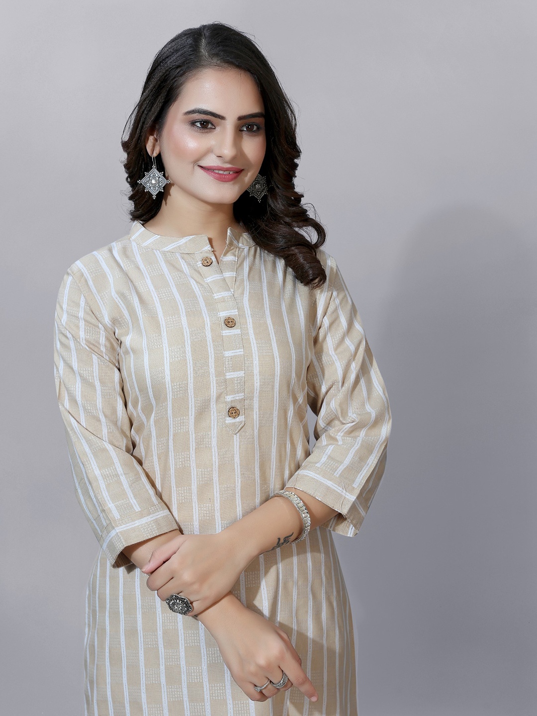 

Anouk Striped Pure Cotton Mandrian Collar Knee Length Kurta, Cream