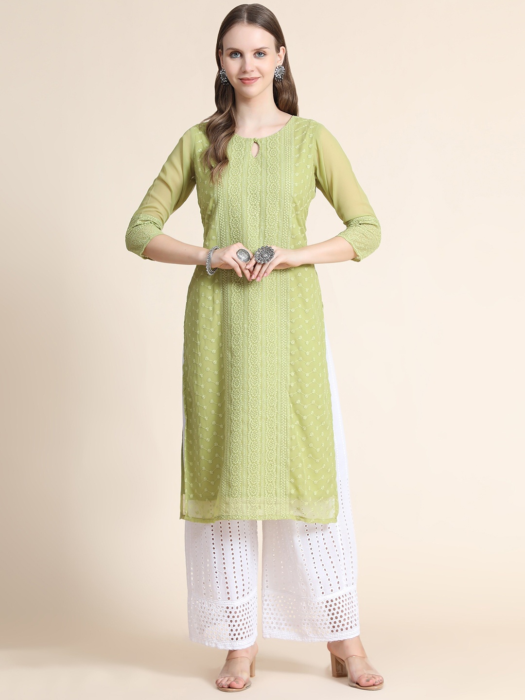 

BLACK SCISSOR Floral Embroidered Keyhole Neck Chikankari Kurta, Green