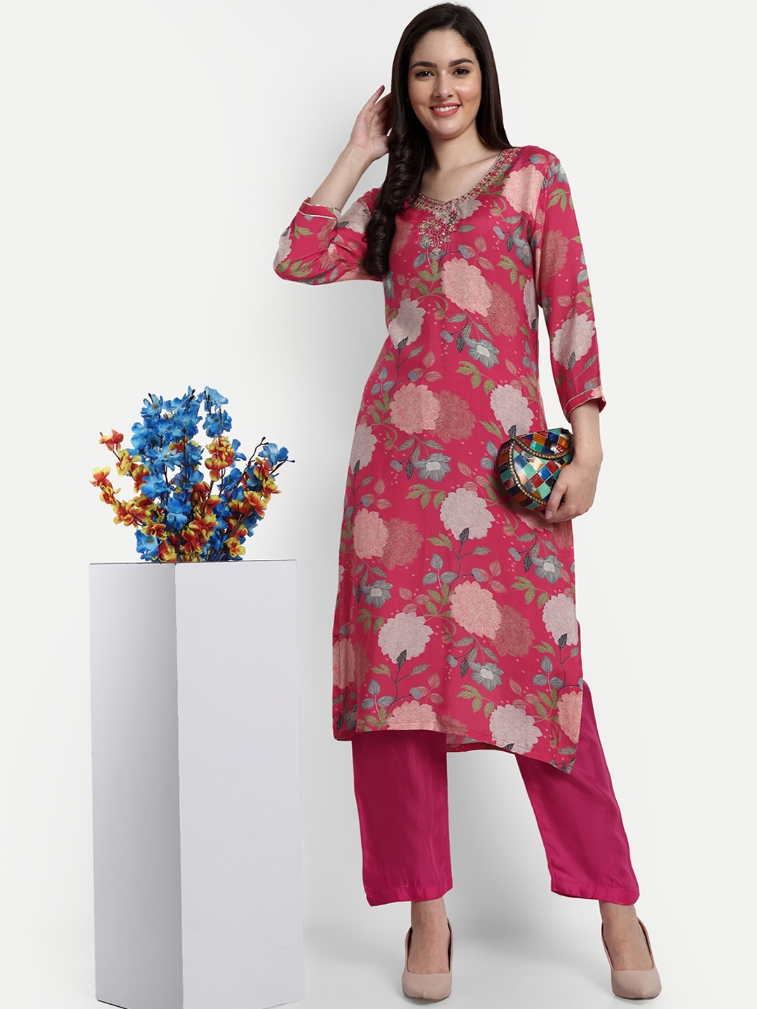 

NH KAPDEWALA Floral Printed Pure Cotton Kurta with Trousers, Red