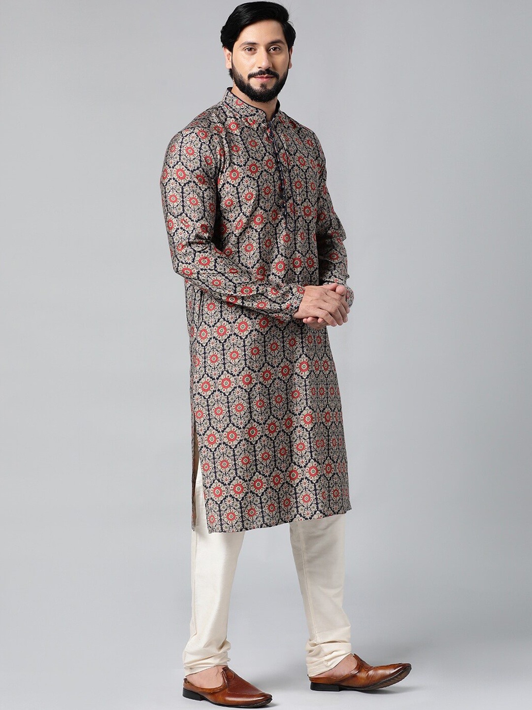 

TheEthnic.Co Sanganeri Printed Mandarin Collar Long Sleeves Cotton Kurta, Navy blue