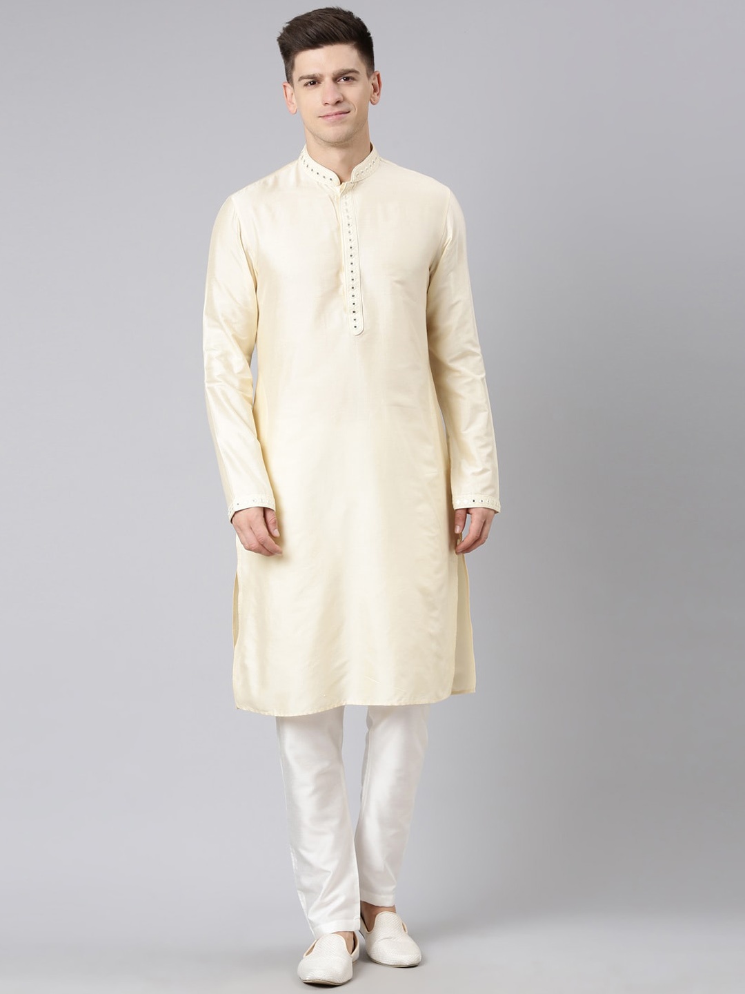 

TheEthnic.Co Mandarin Collar Long Sleeves Cotton Kurta, Beige