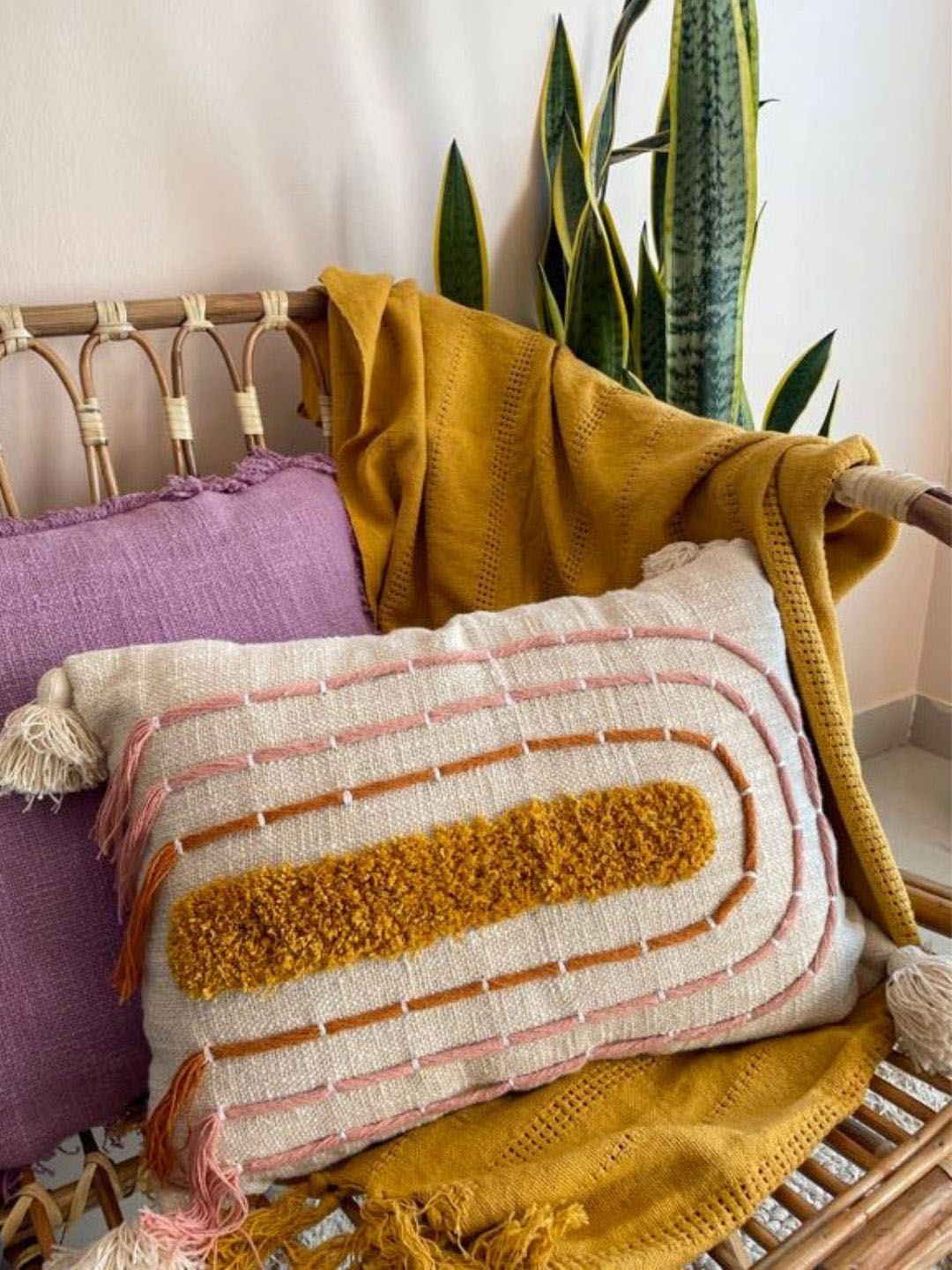 

HYPPY Cream & Pink COlourblocked Cotton Square Cushion Cover