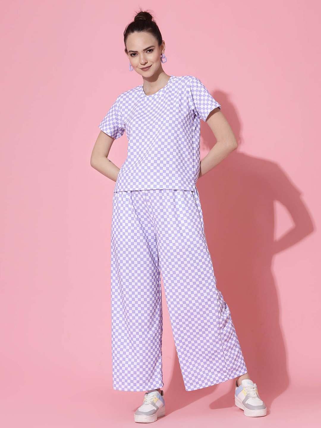 

Oomph! Women Checked Round Neck T-shirt And Wide Leg Trousers Co-Ords Set, Lavender
