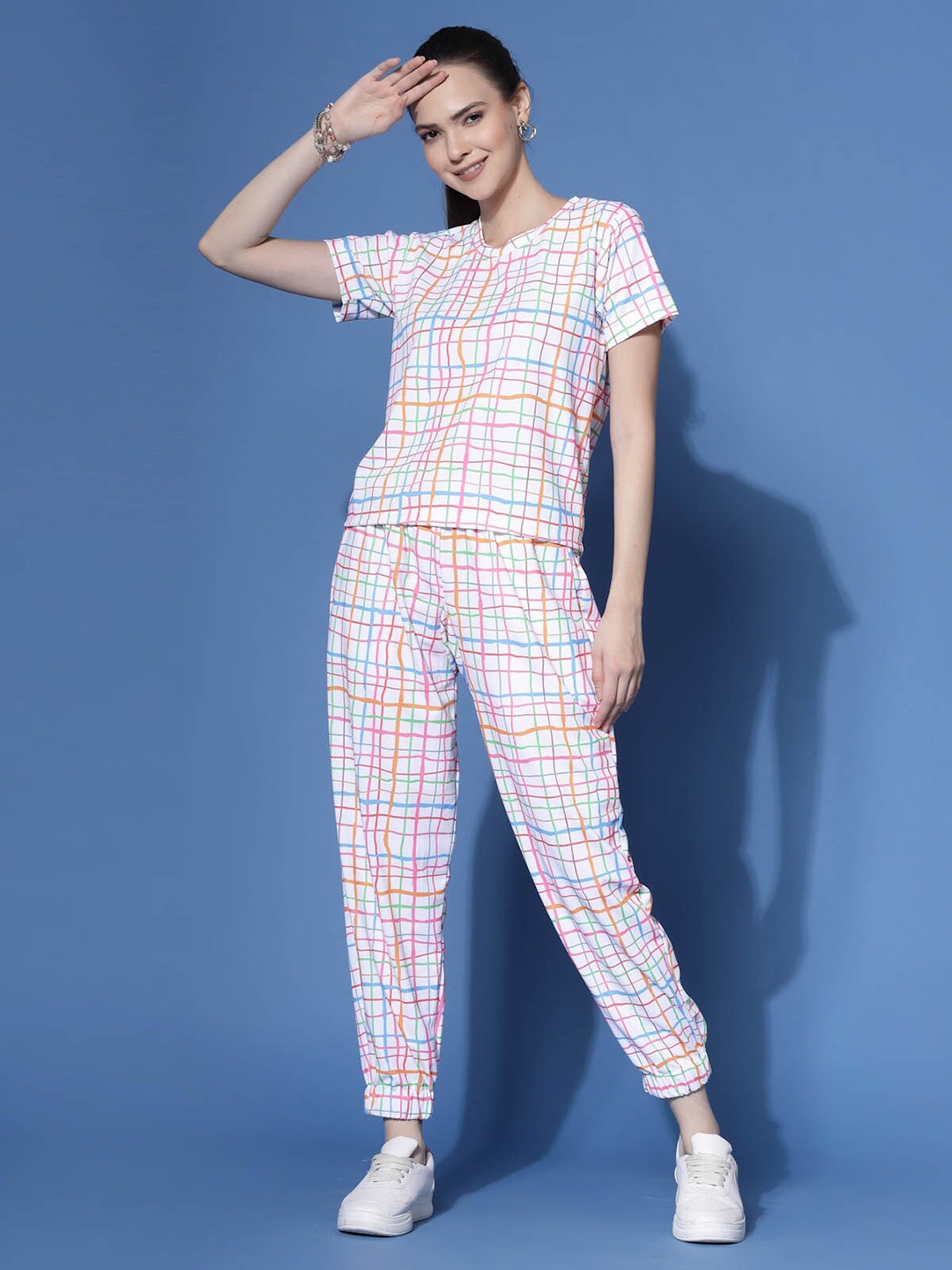 

Oomph! Women Printed Round Neck T-shirt And Joggers Co-Ords Set, Multi