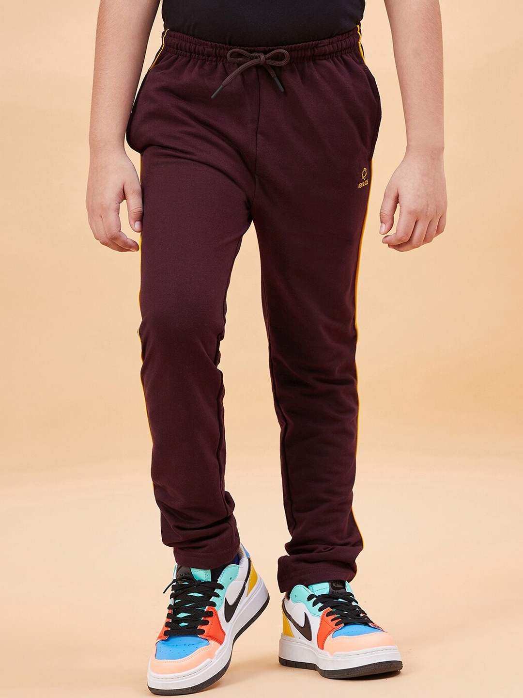 

Ben & Joe Kids Side Pockets Antimicrobial Track Pants, Brown