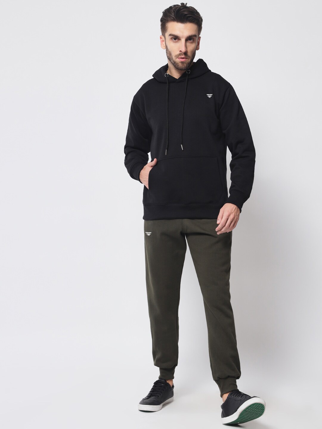 

FFLIRTYGO Men Slim-Fit Fleece Joggers, Green
