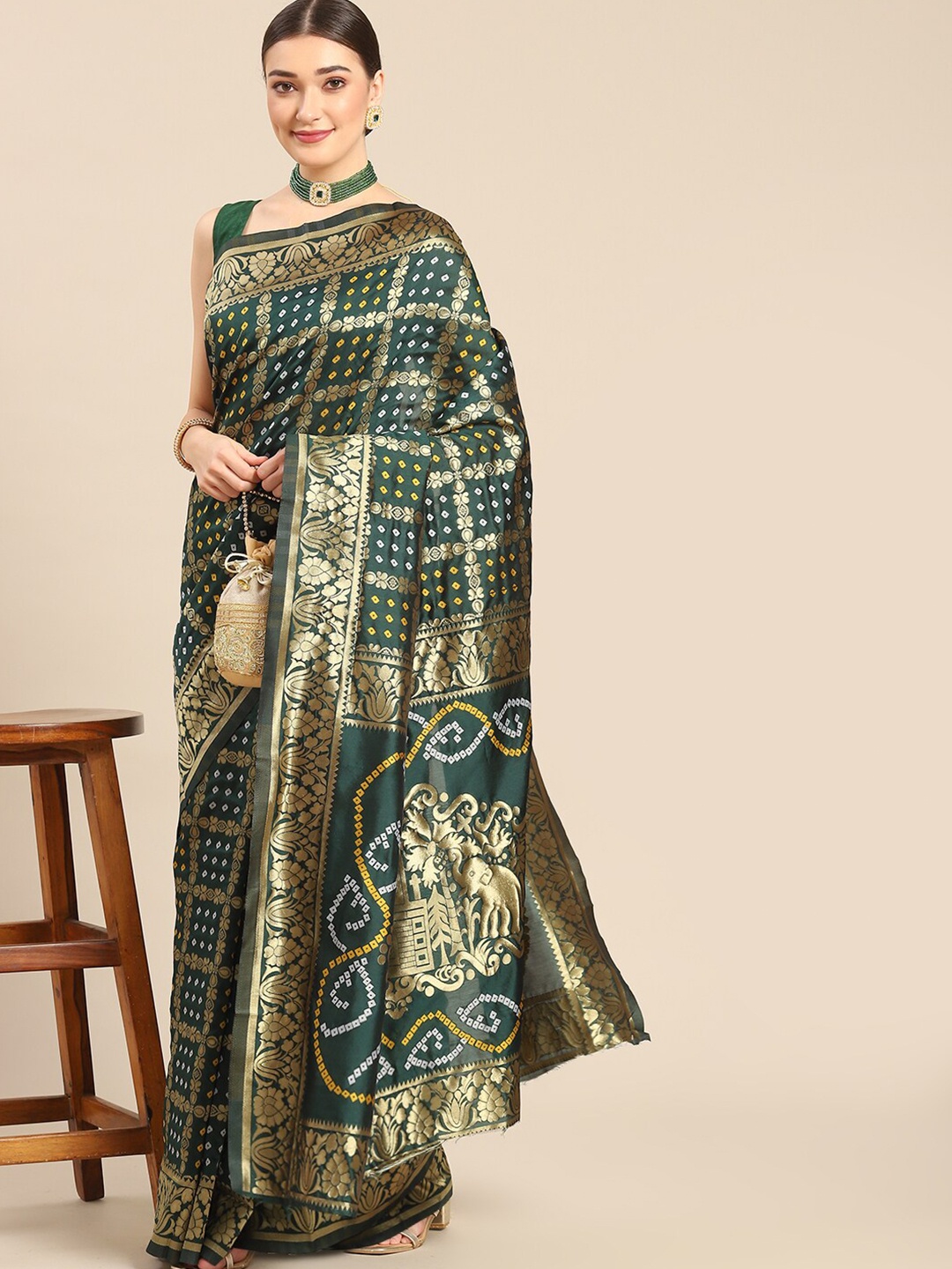 

all about you Ethnic Motifs Woven Design Zari Silk Blend Kanjeevaram Saree, Green