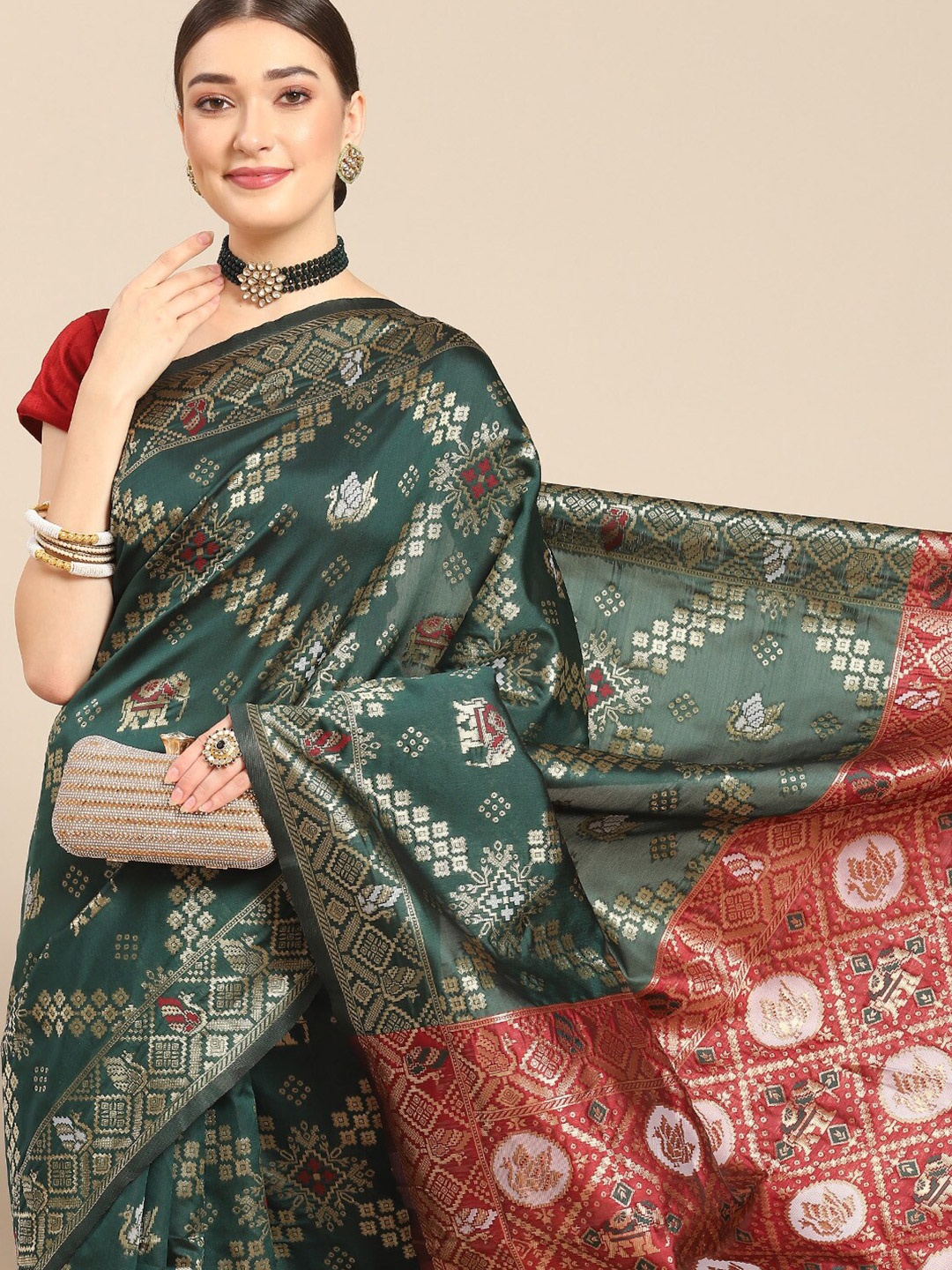 

all about you Ethnic Motifs Woven Design Zari Silk Blend Kanjeevaram Saree, Green