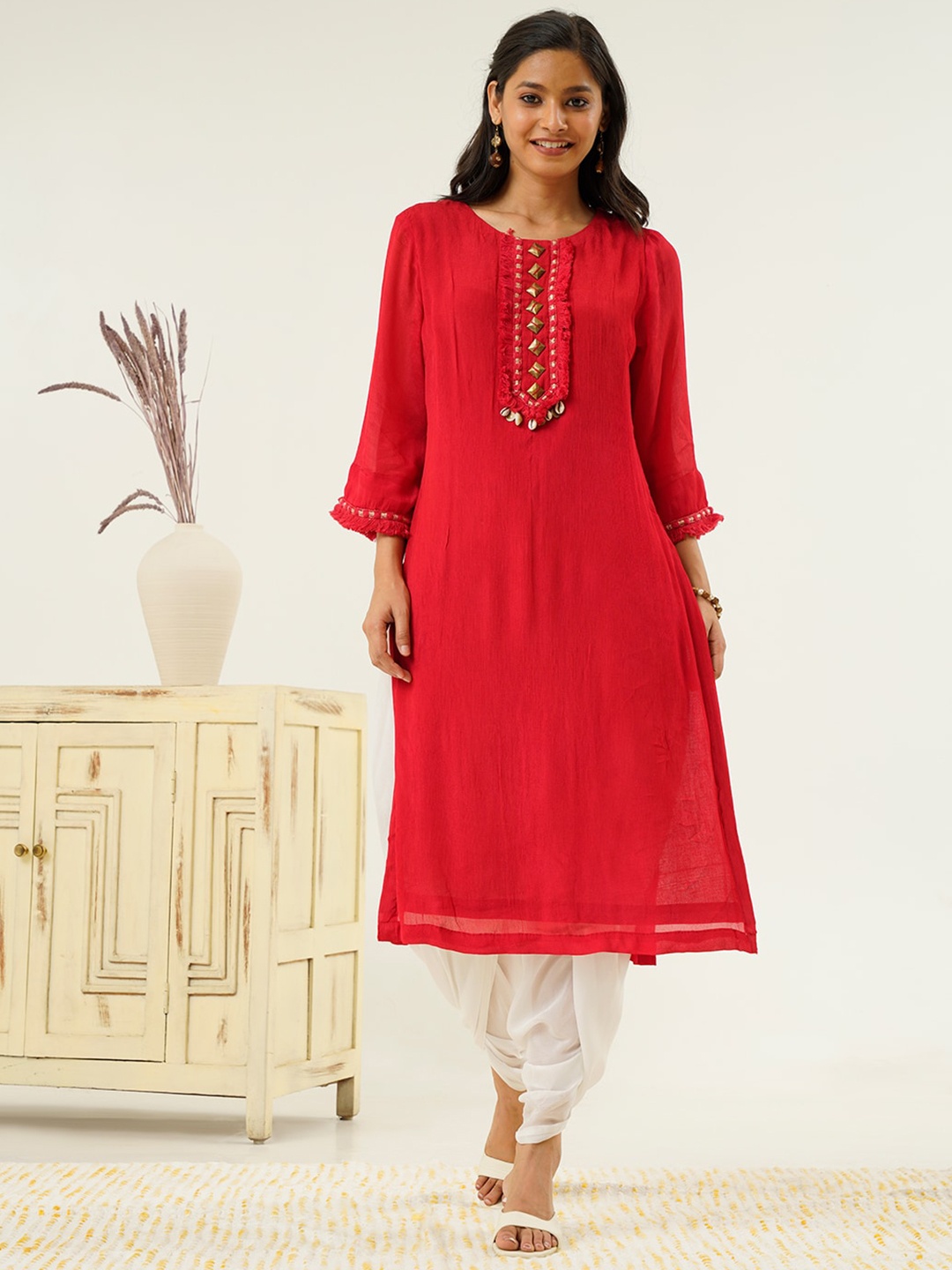 

indy Raaga Beads and Stones Straight Kurta with Dhoti Pant, Red