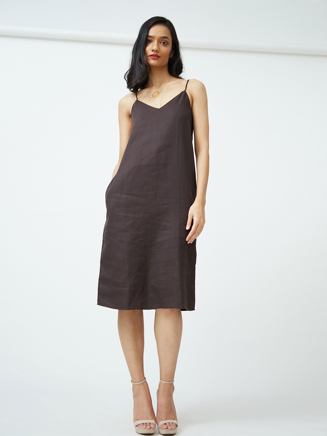 

Saltpetre Shoulder Straps Sleeveless A-Line Dress, Coffee brown