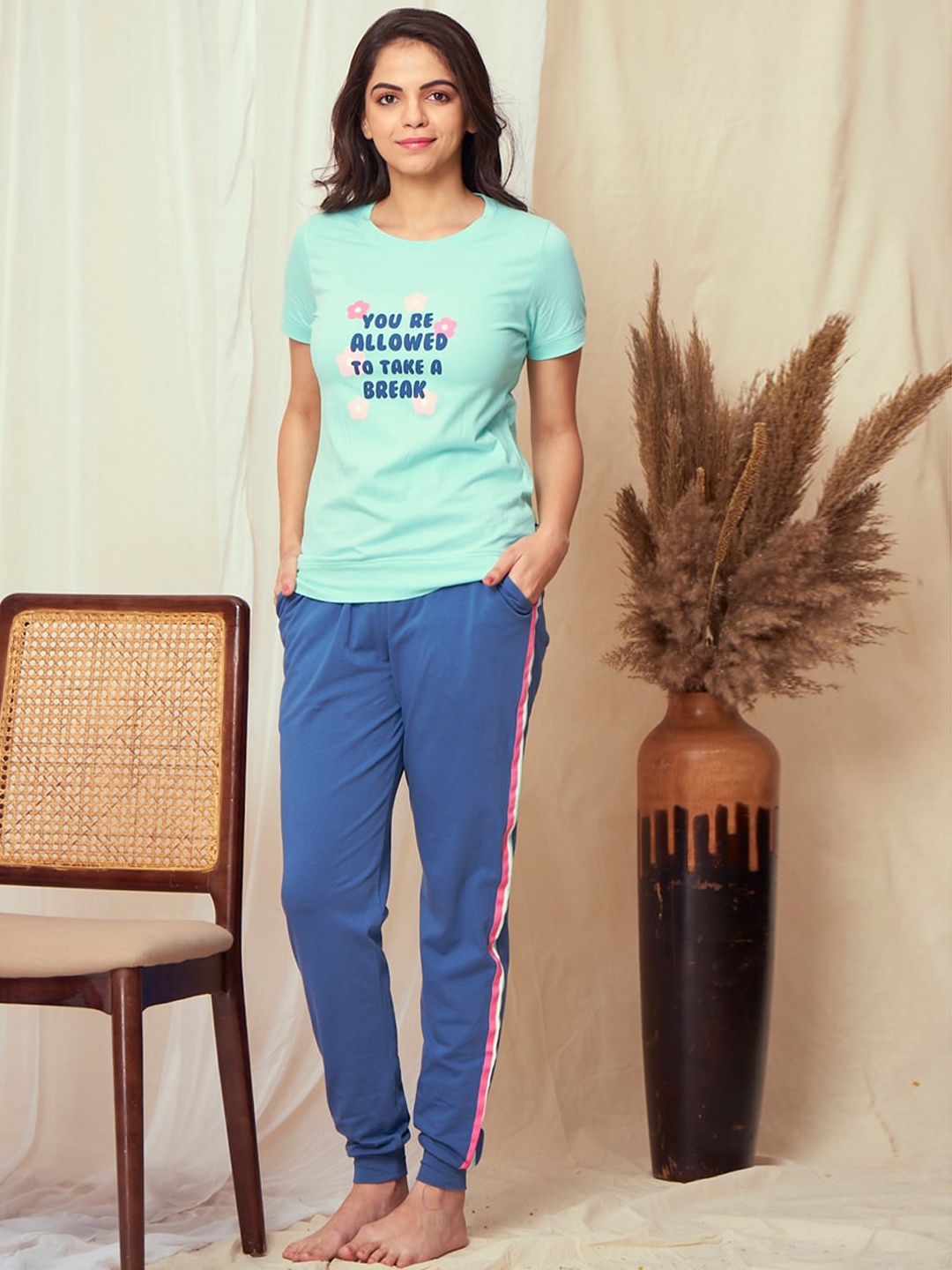 

July Typography Printed Night suit, Green