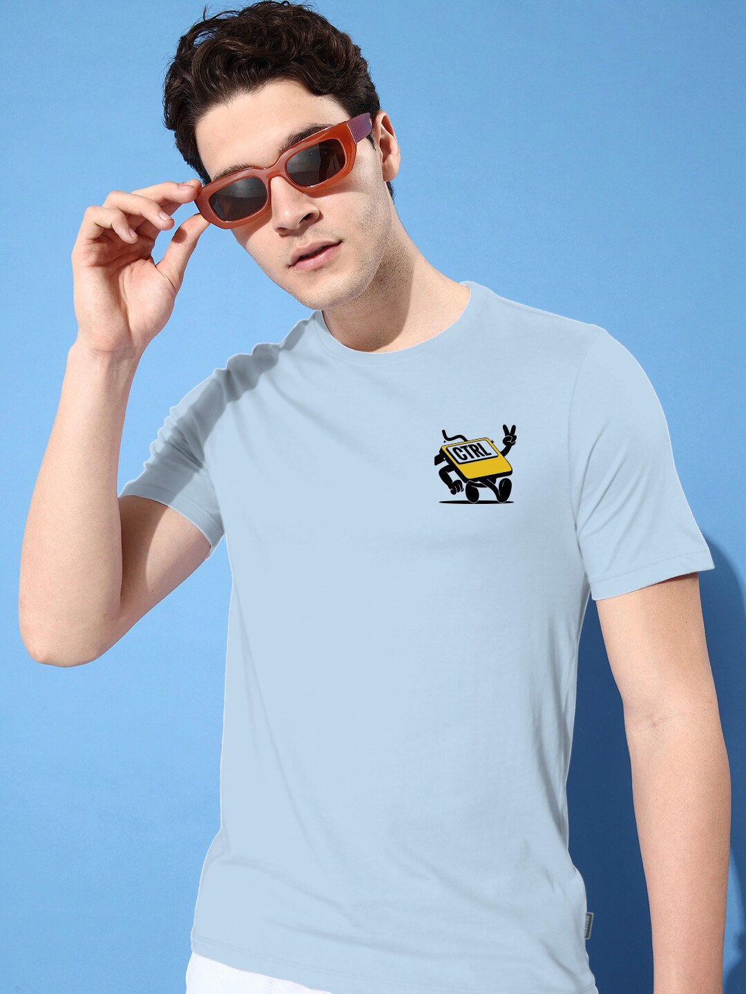 

Harvard Men Blue Pockets T-shirt