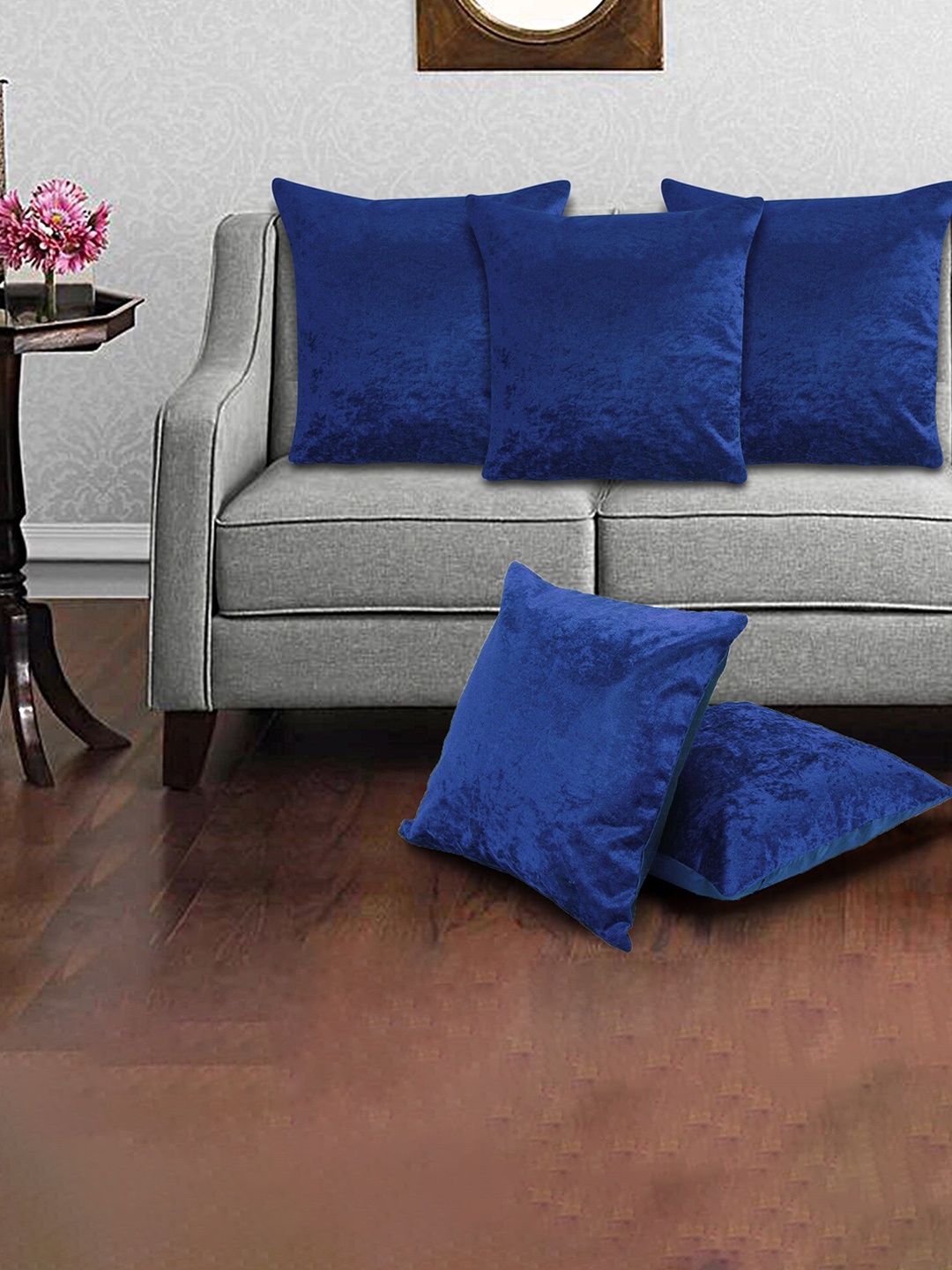 

Creeva Blue 5 Pieces Velvet Square Cushion Covers