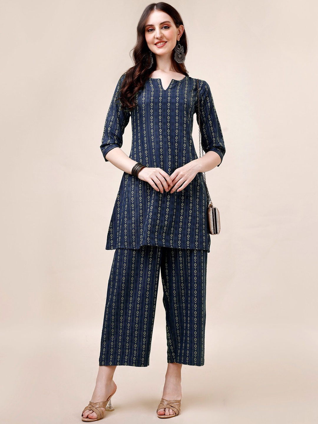 

Anouk Ethnic Motifs Printed Pure Cotton Kurta With Palazzo, Navy blue