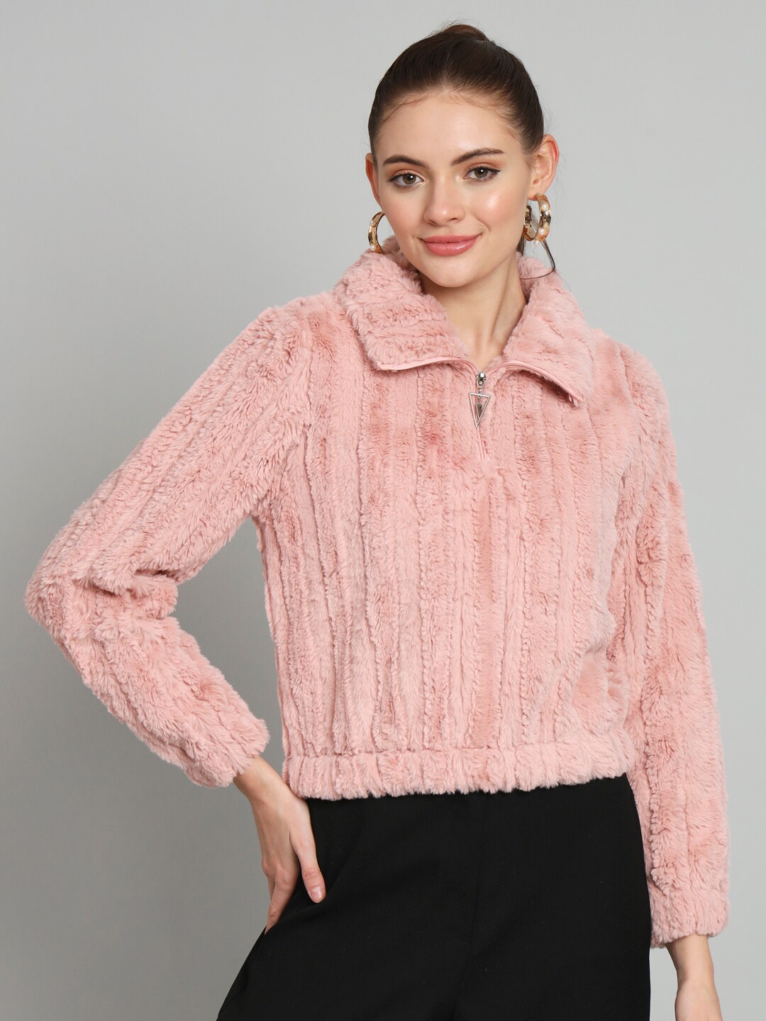 

BROOWL Mock Collar Woollen Crop Sweater, Pink