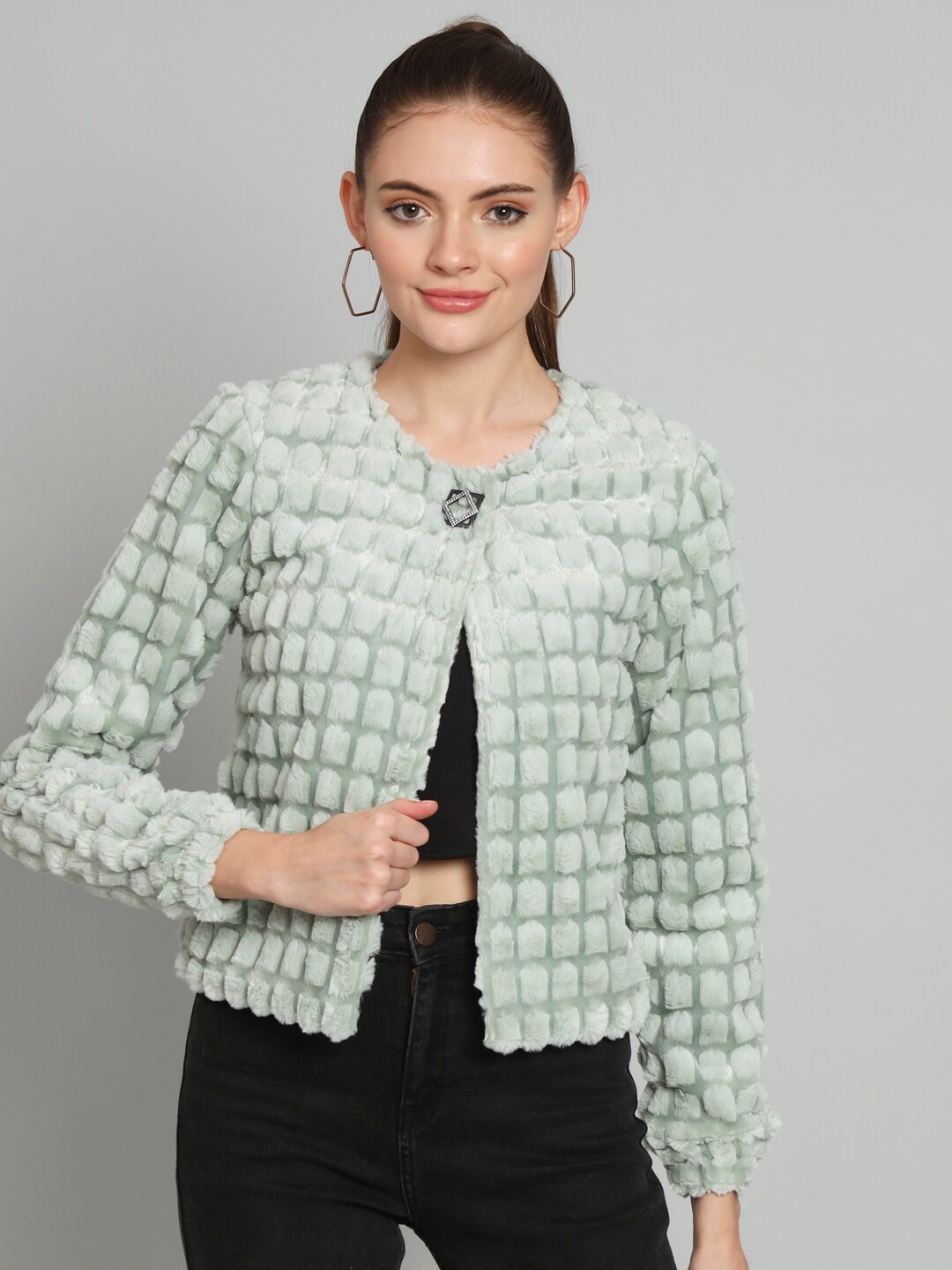 

BROOWL Self Design Woollen Shrug, Green