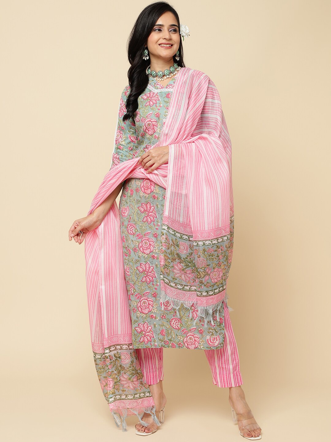 

Royal Export Floral Printed V-Neck Straight Kurta & Trousers With Dupatta, Pink