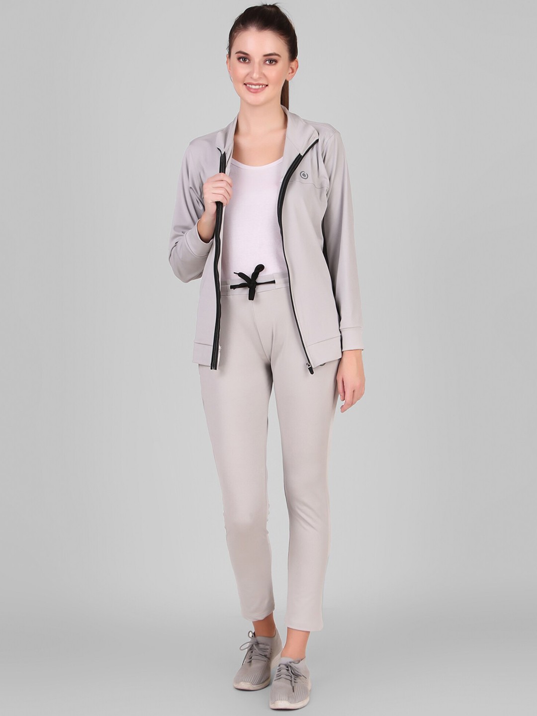 

DIAZ Mock Collar Long Sleeves Tracksuit, Grey
