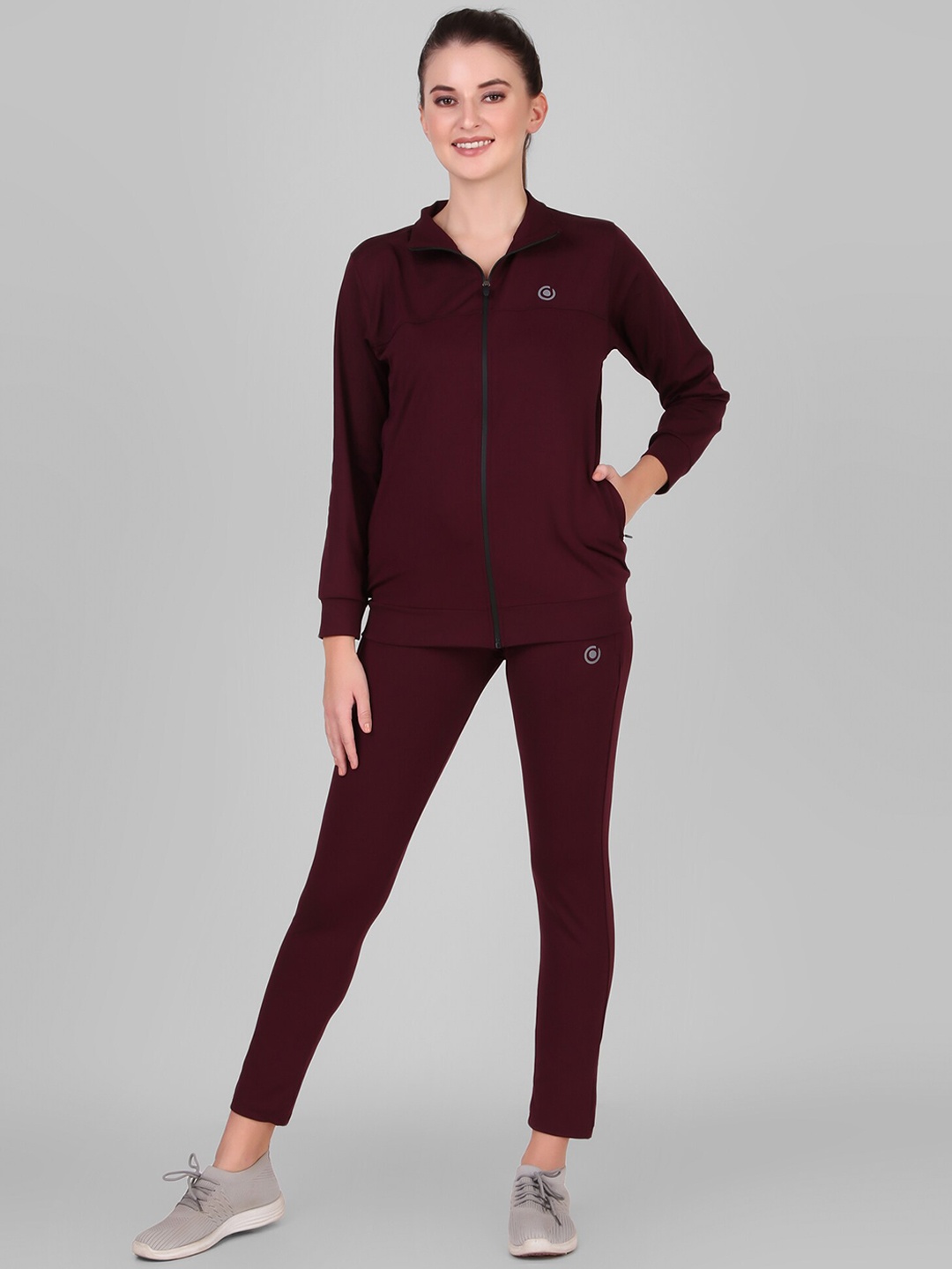 

DIAZ Mock Collar Long Sleeves Tracksuit, Maroon